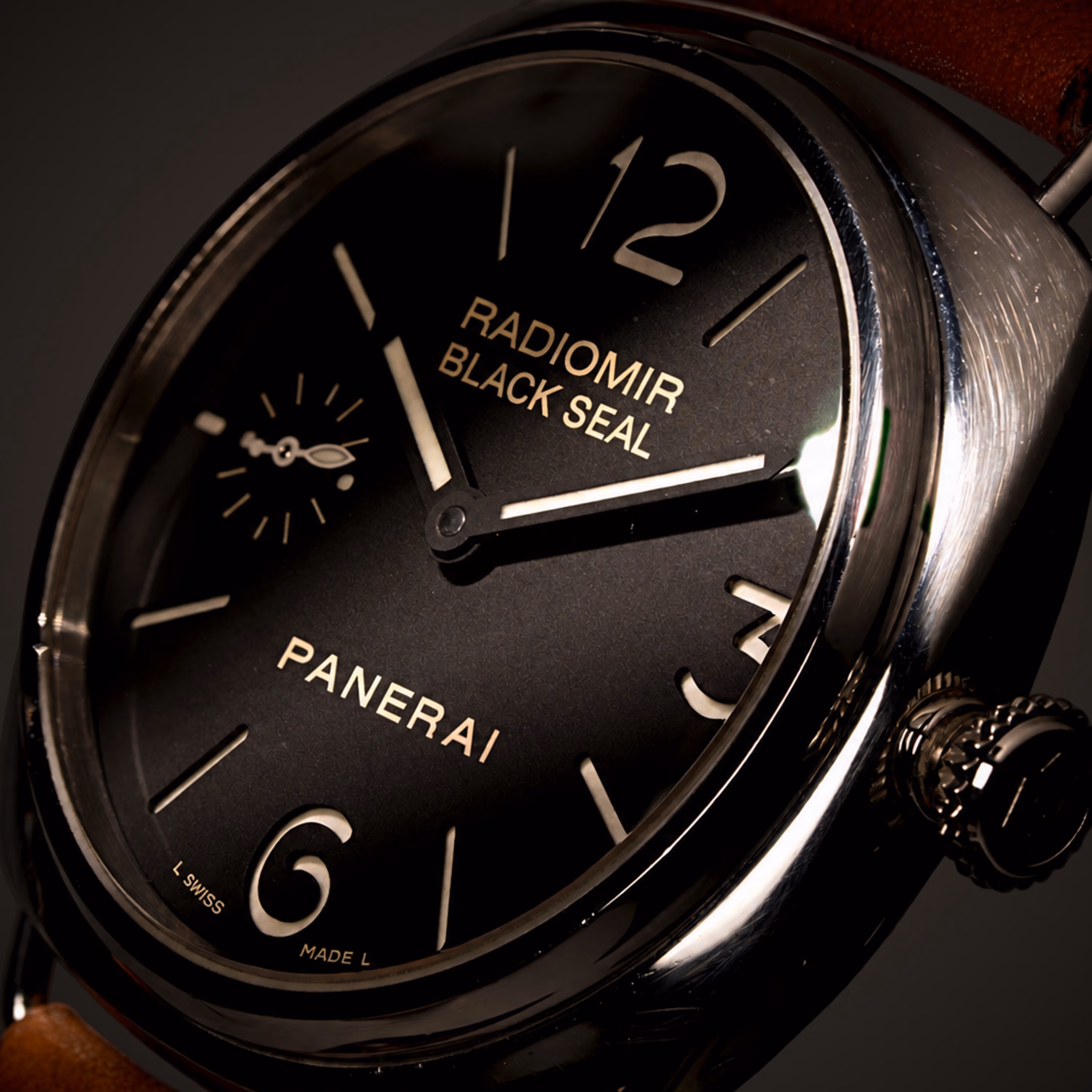 Enlarged watch photo